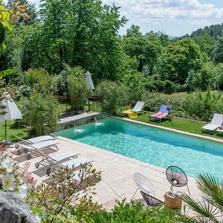 Frühstückspension Le Domaine Du Fayet 4*