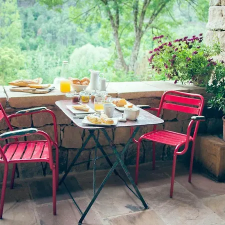 Le Domaine Du Fayet Bed & Breakfast *