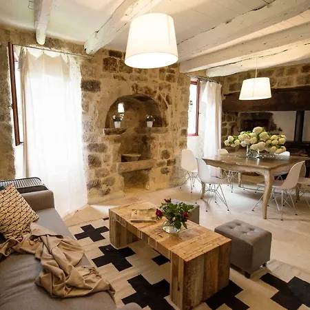 Le Domaine Du Fayet *