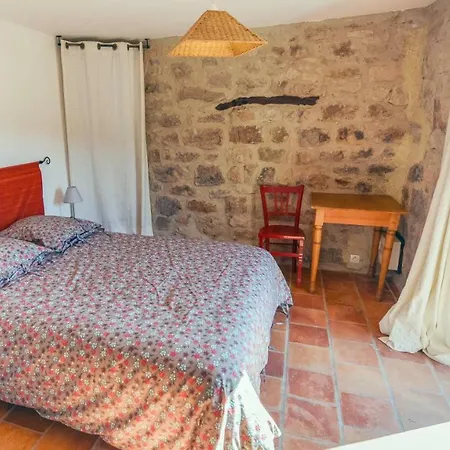 Le Domaine Du Fayet Sanilhac (Ardeche)