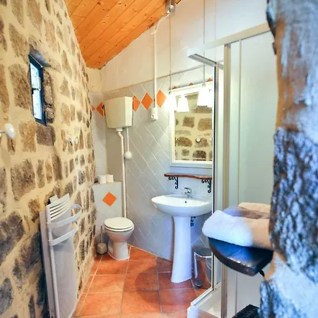 Le Domaine Du Fayet Frühstückspension