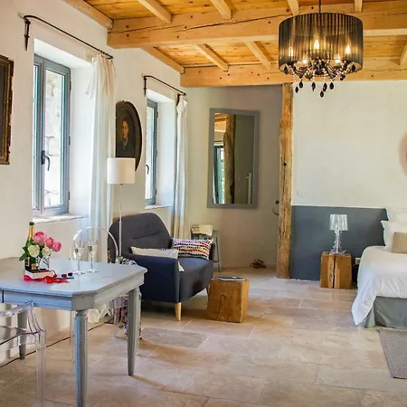 Le Domaine Du Fayet *